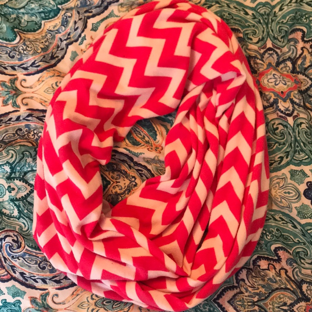 Pink and white chevron scarf